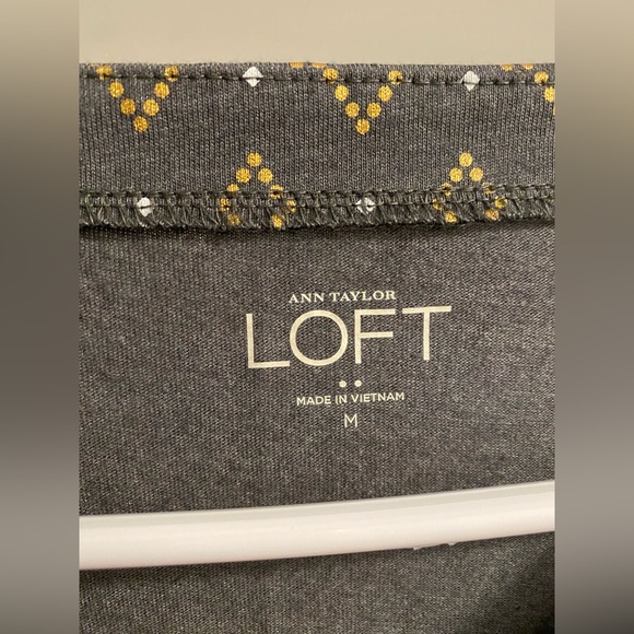 LOFT Women’s Top - Picture 5 of 6